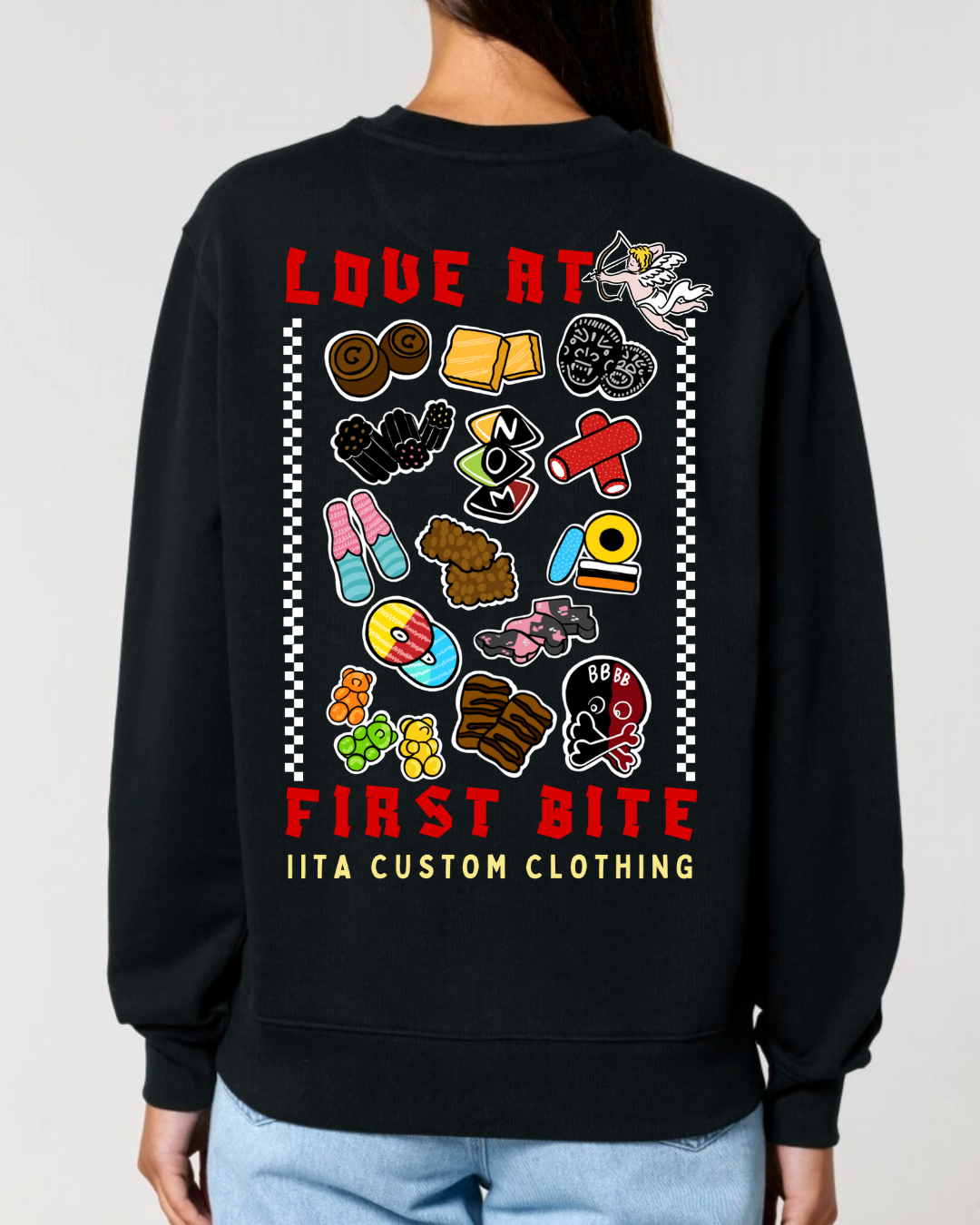 ENNAKKOTILAUS Love At First Bite - unisex collegepaita musta