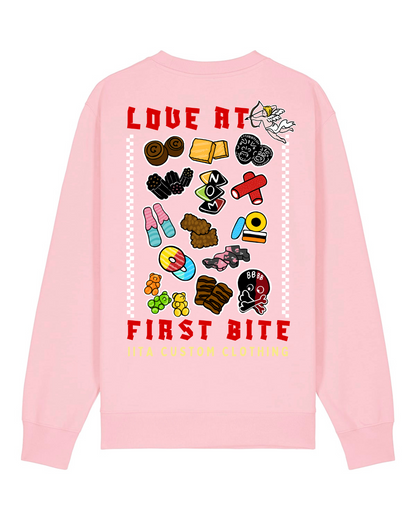 ENNAKKOTILAUS Love At First Bite - unisex collegepaita vaaleanpunainen